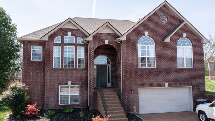 712 Sugar Mill Trl  Nashville TN 37211 photo