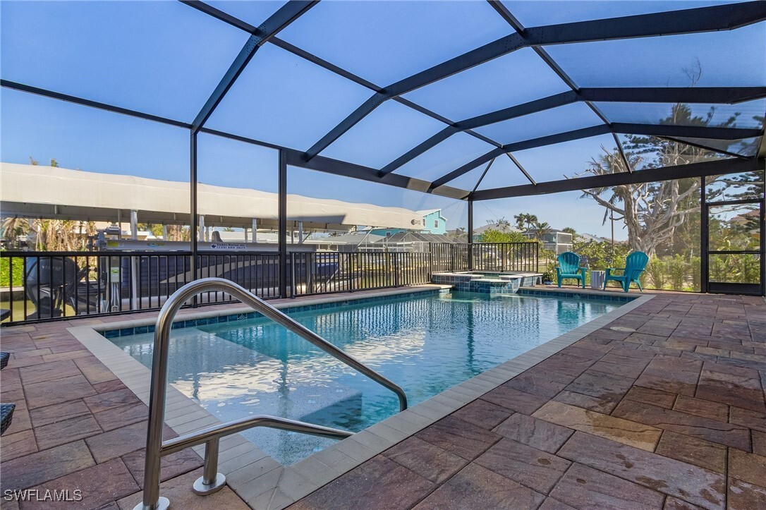 Property Photo: 161 Egret Street FL 33931