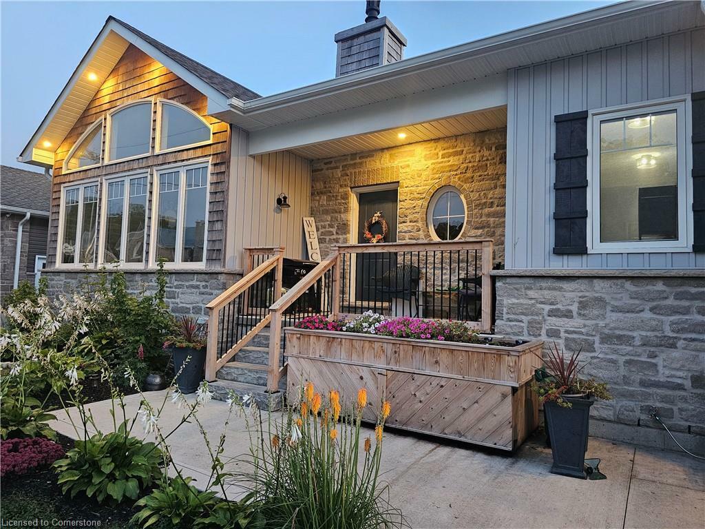Property Photo: 11 Ann Street N ON N0G 1M0