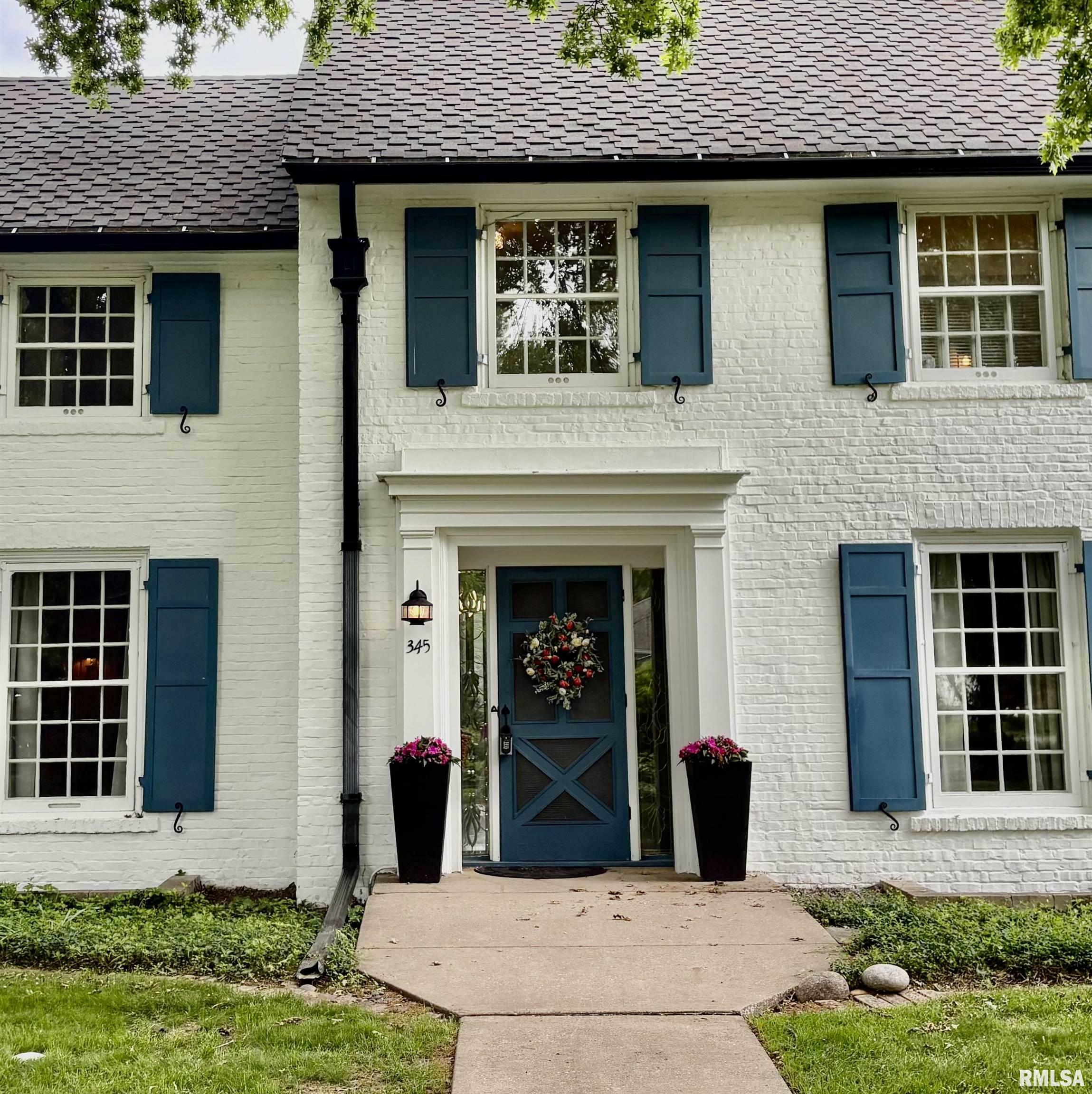Property Photo: 345 Park Lane Drive IL 61401