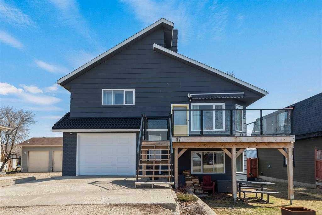 Property Photo: 17 Jarvis Bay Drive AB T4S 1R9