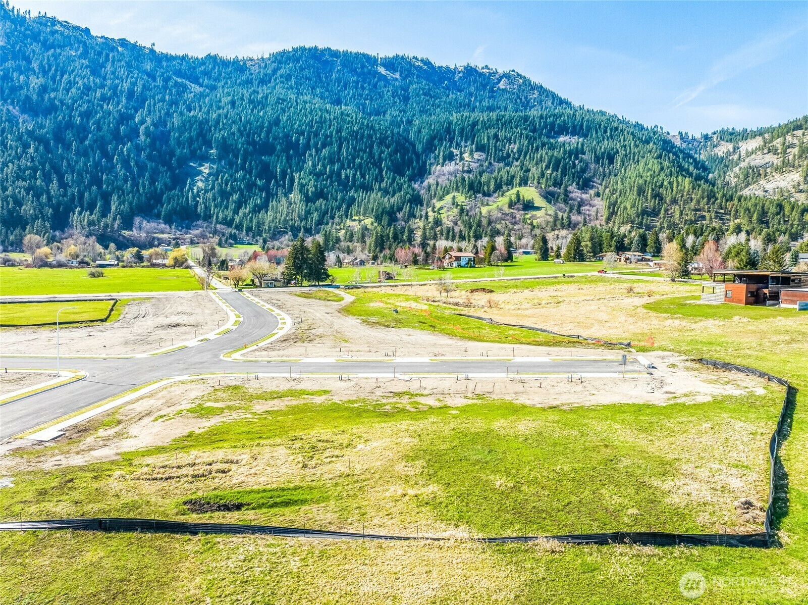 Property Photo: 720 Cascade Street WA 98826