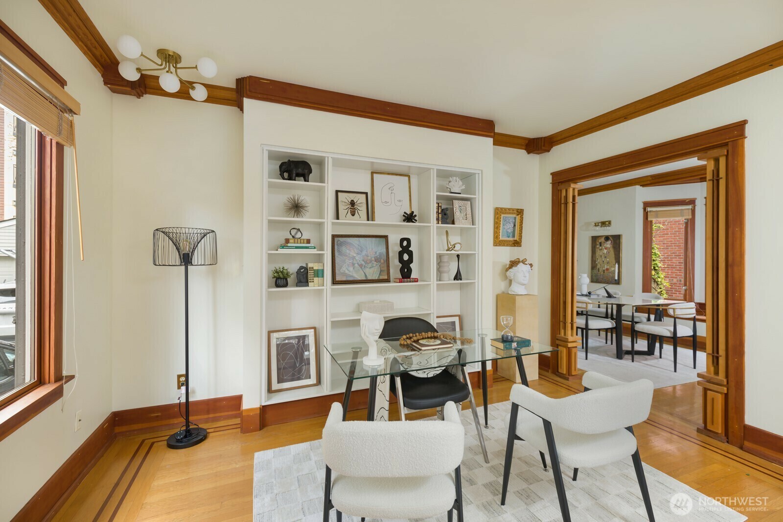 Property Photo: 744 Broadway E WA 98102
