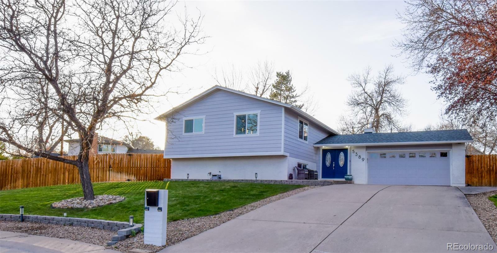 5389 W Roxbury Place  Littleton CO 80128 photo