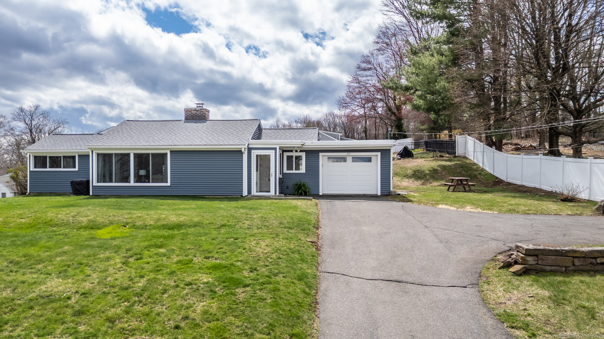 Property Photo: 211 Ellwood Road CT 06037