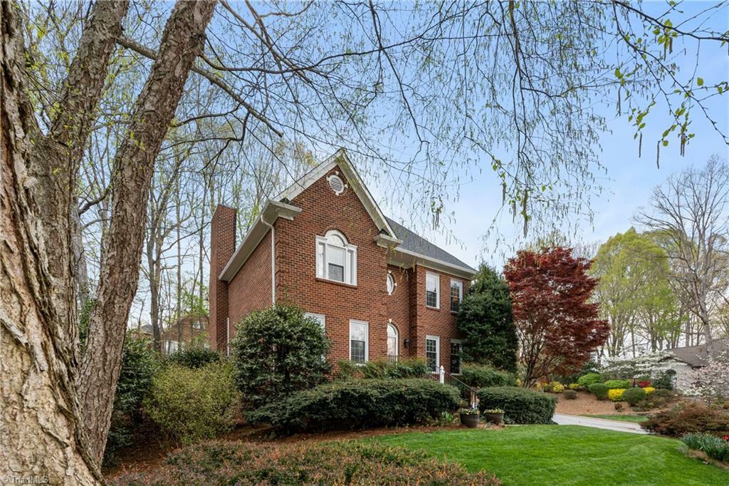 Property Photo: 900 Ridge Gate Drive NC 27023
