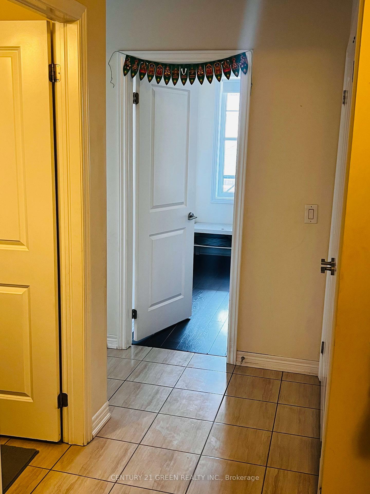 Photo de la propriété:  277 Gatwick Drive 204  ON L6H 0K7 