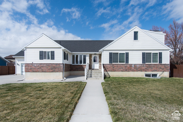 Property Photo: 485 N 400 W UT 84337