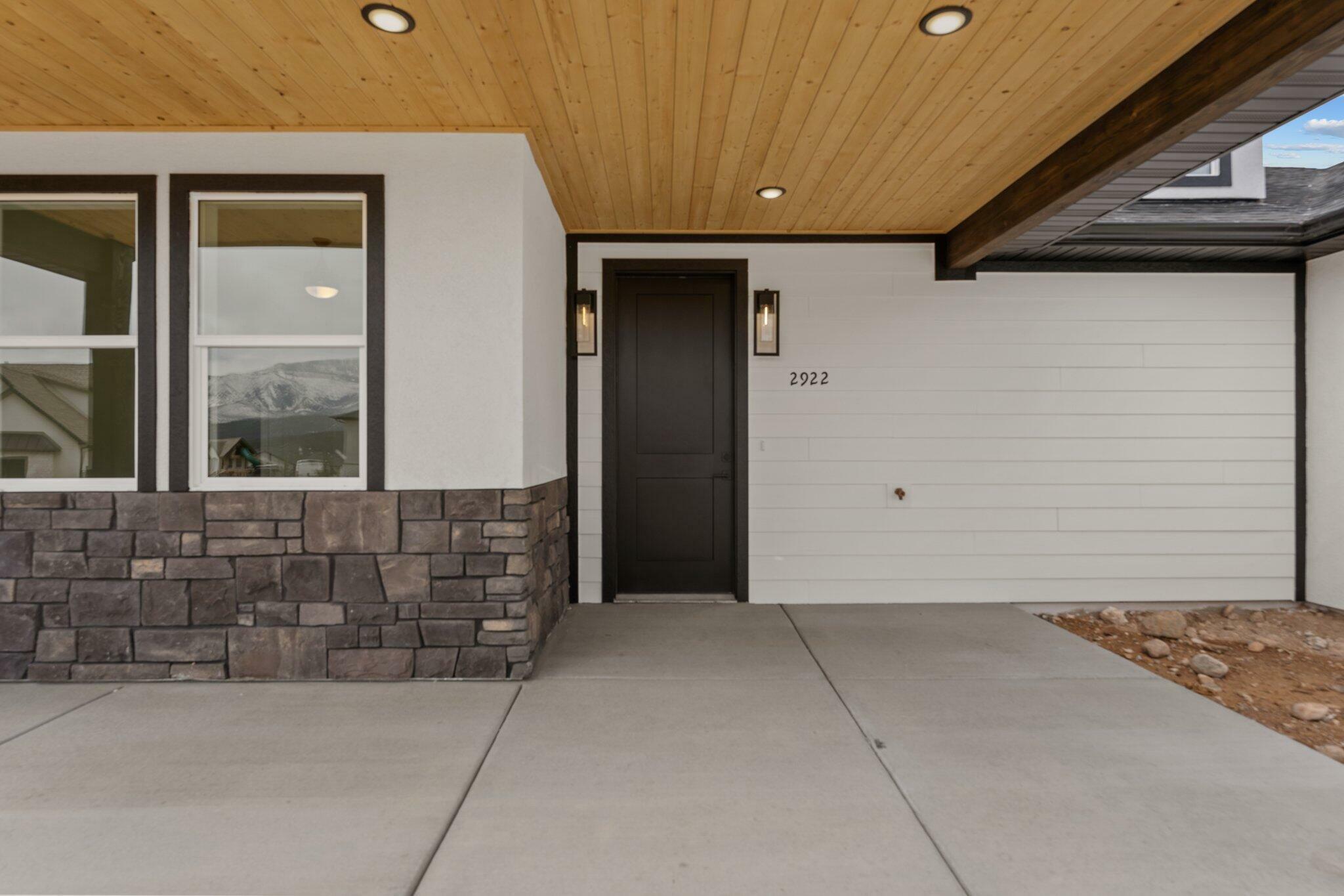 Property Photo: 2922 W Rock Ridge Rd UT 84720
