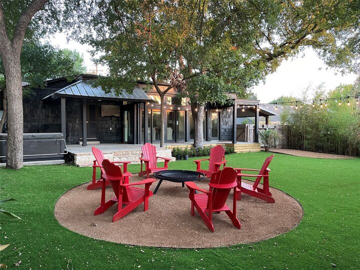 Property Photo: 2610 Jefferson Street TX 78703