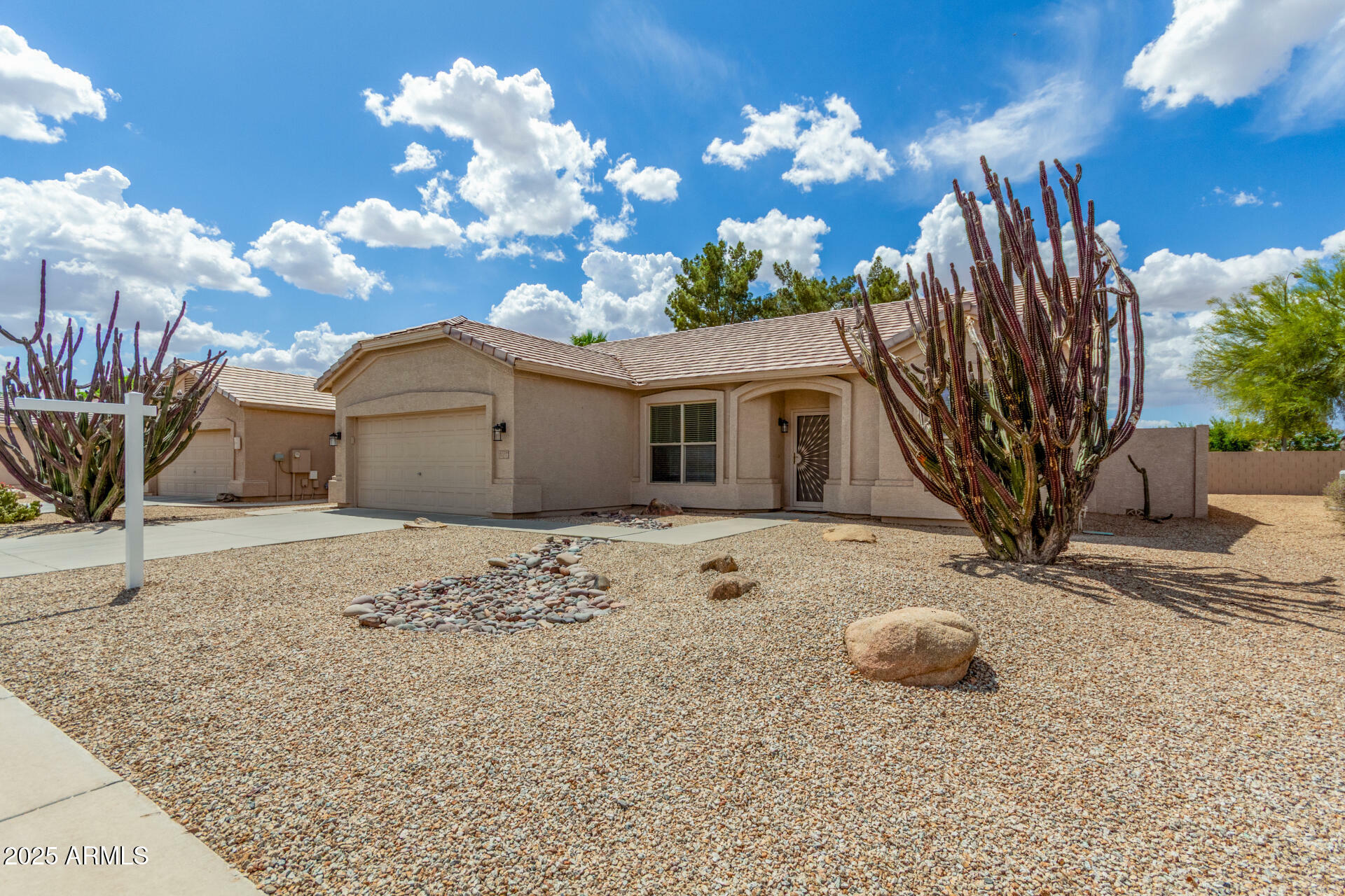 Property Photo: 6372 S Callaway Drive AZ 85249