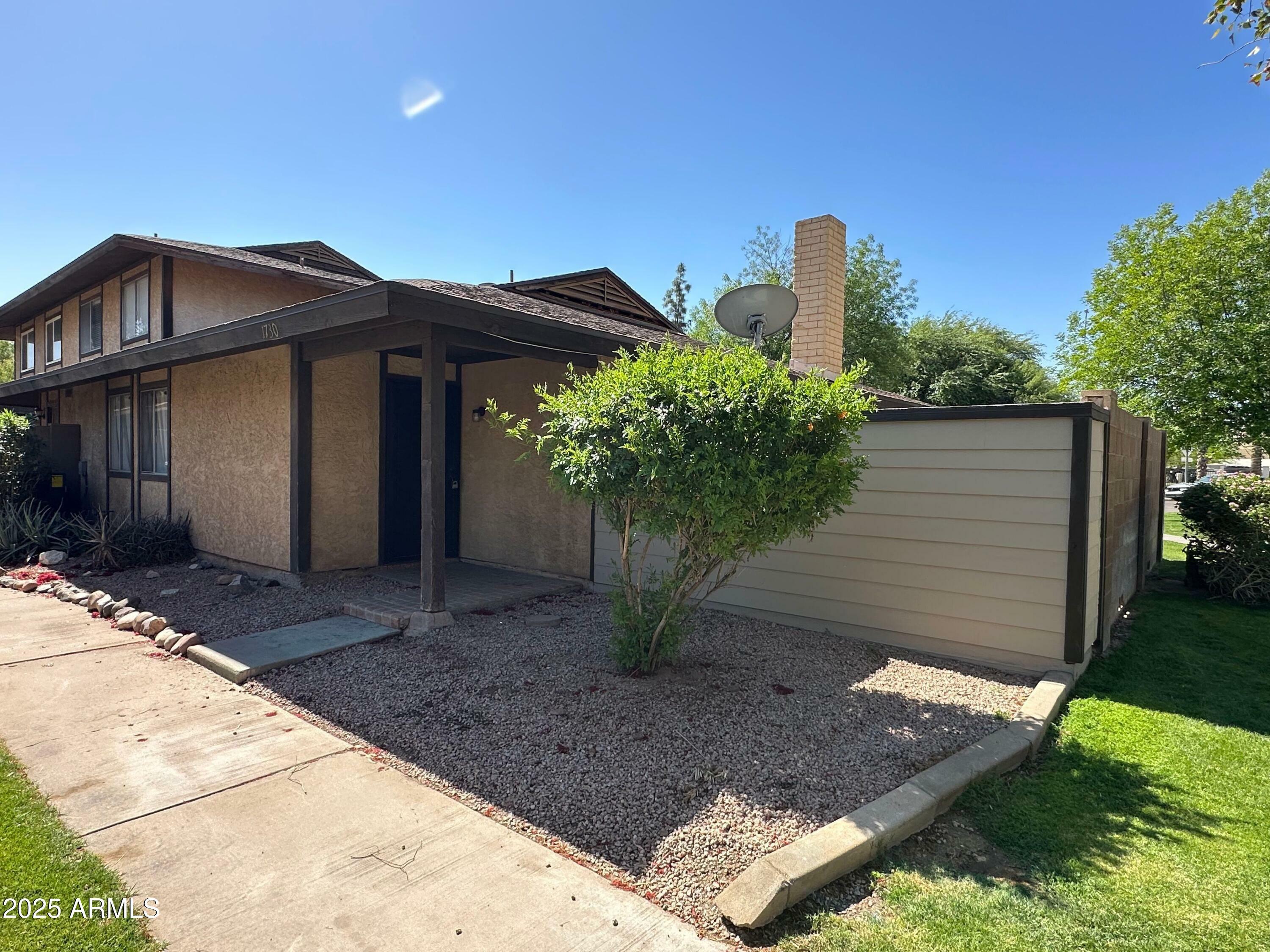 Property Photo: 1730 W Village Way AZ 85282