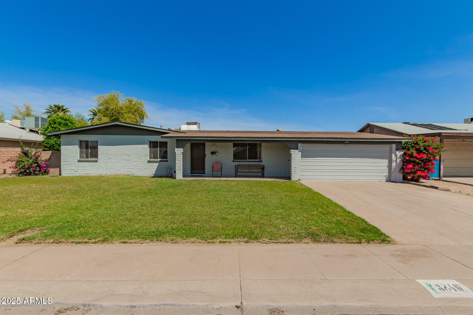 Property Photo: 3846 W Hatcher Road AZ 85051