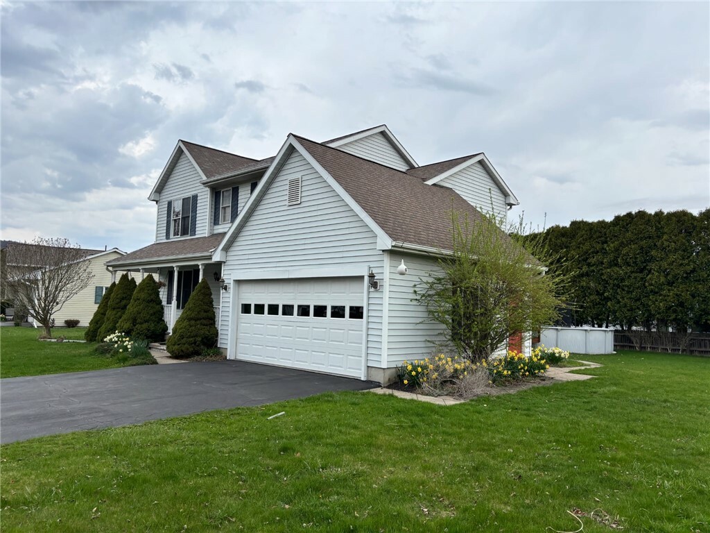 Property Photo:  6 Tara Place  NY 14870 