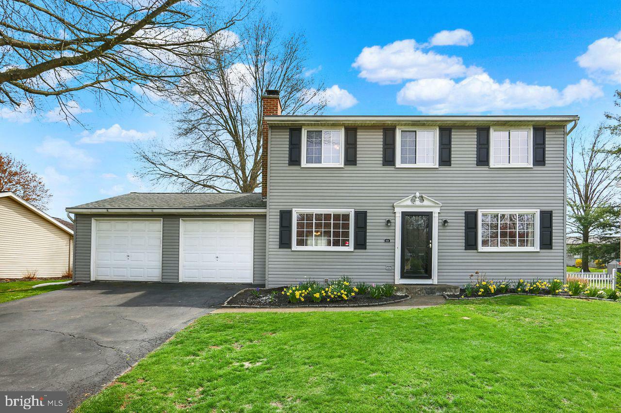 1111 Granada Lane  Mechanicsburg PA 17055 photo