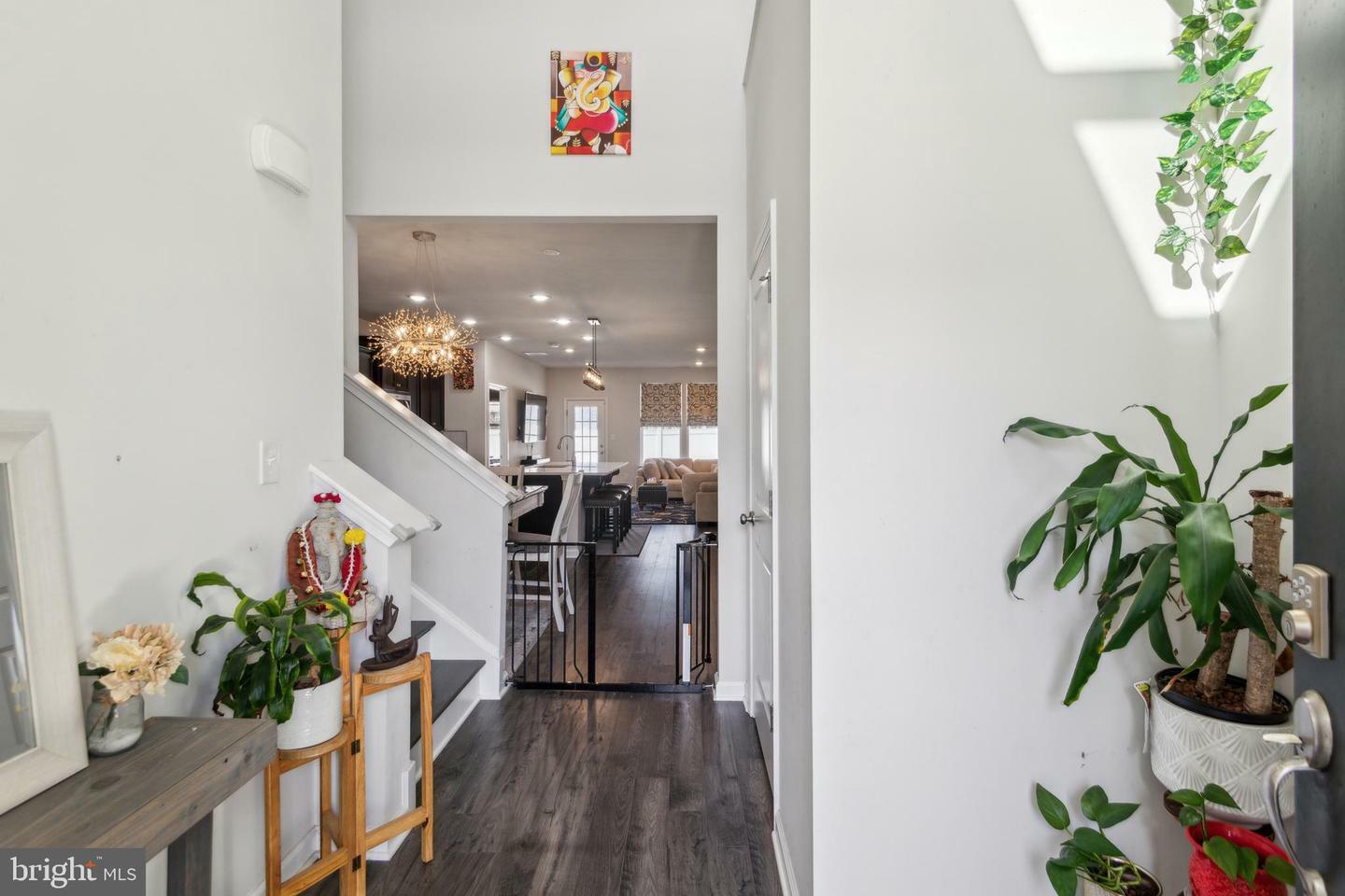 Property Photo: 5 Roberta Way S NJ 08055