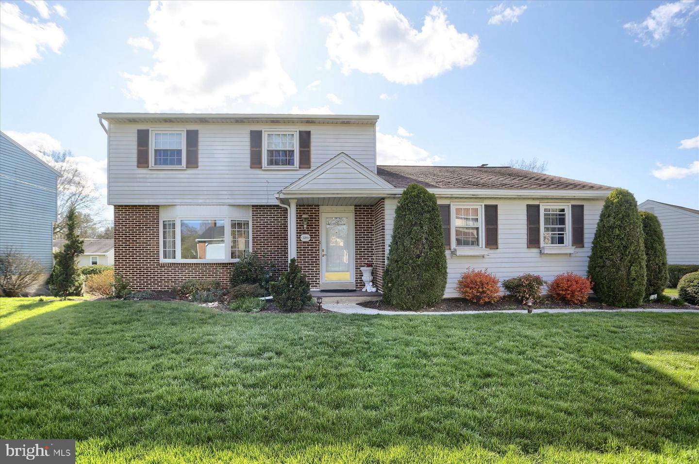 526 Fairway Drive  Camp Hill PA 17011 photo
