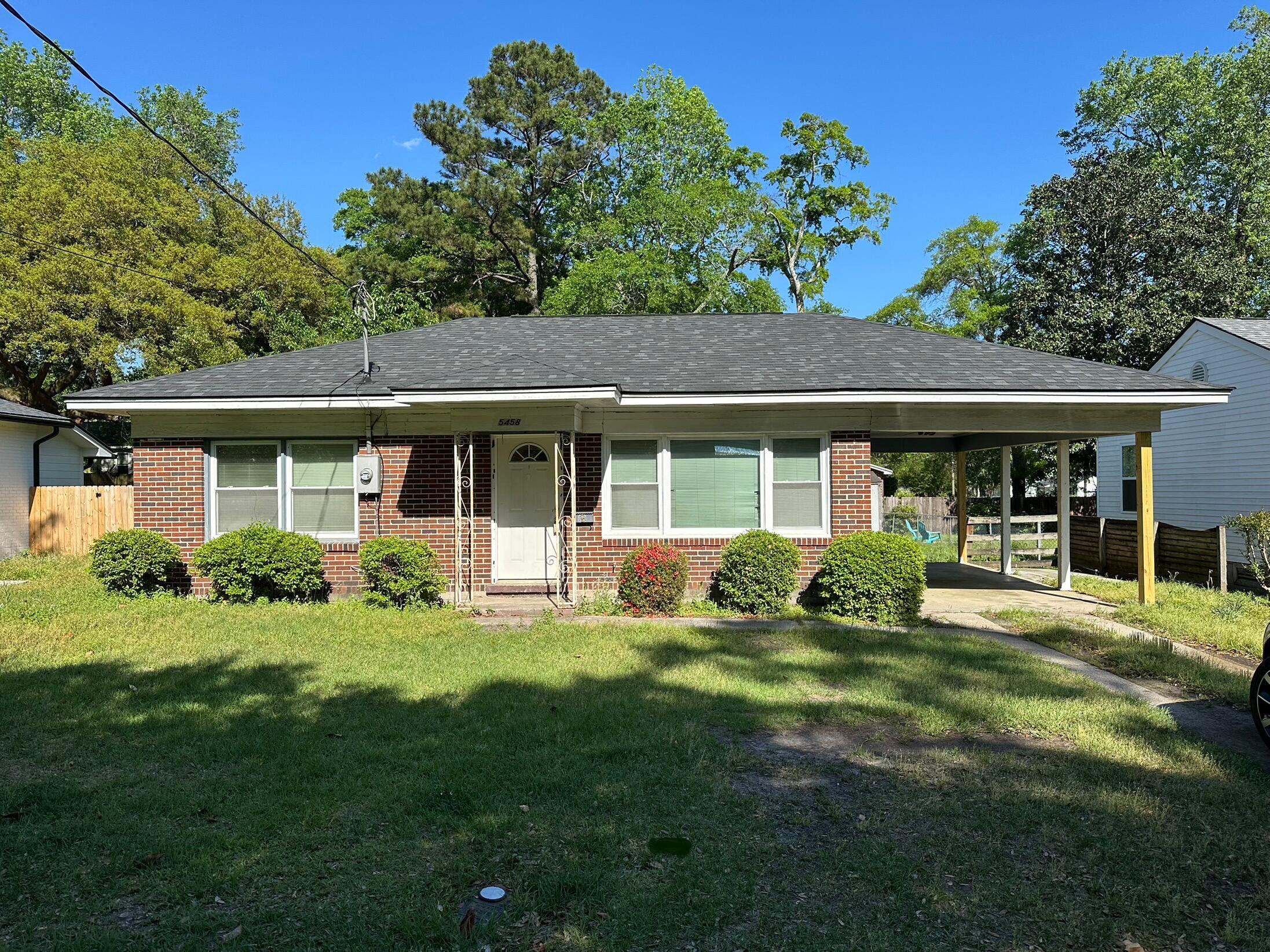 Property Photo: 5458 Crown Avenue SC 29406