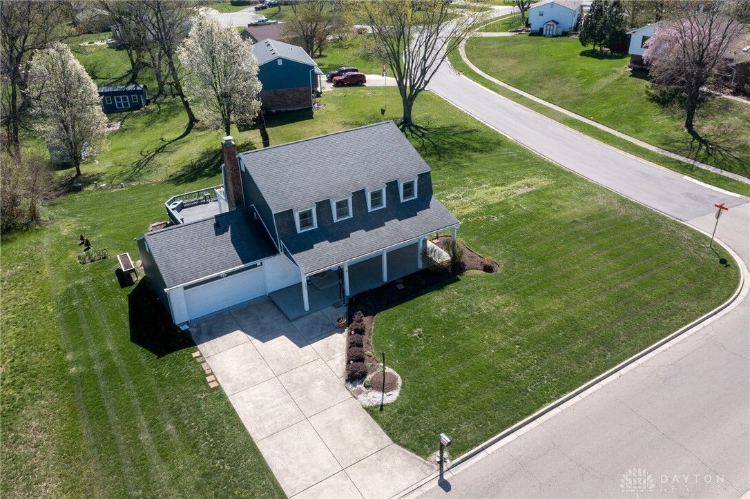 Property Photo: 2205 Entrada Drive OH 45431