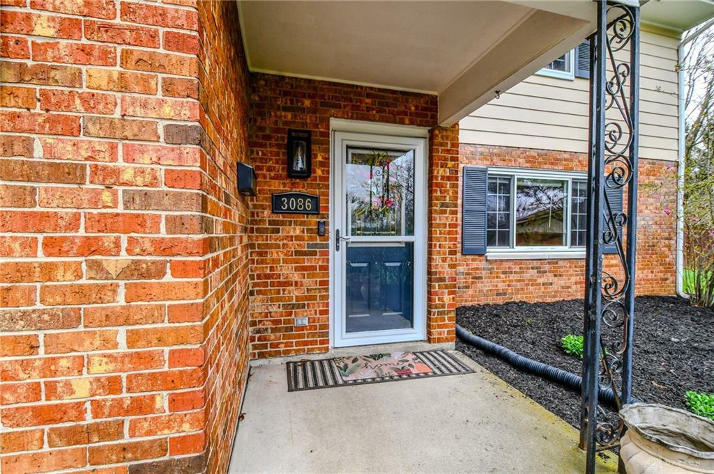 Property Photo: 3086 Burr Oak Court OH 45420