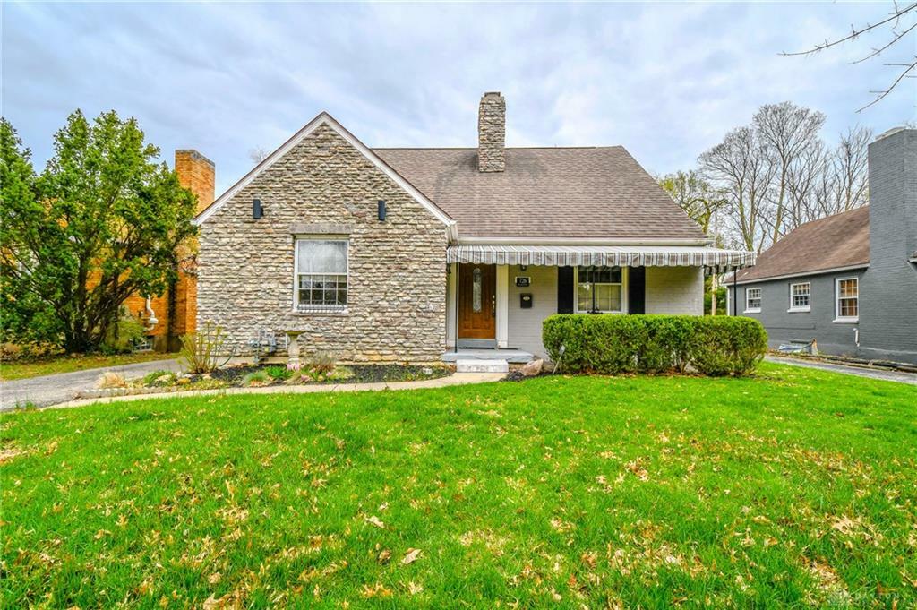 Property Photo: 726 Acorn Drive OH 45419