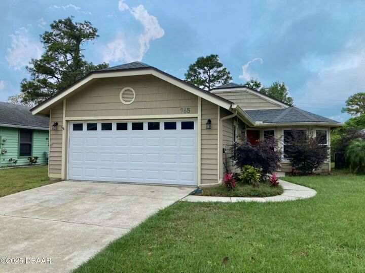 Property Photo:  965 Belleflower Drive  FL 32127 