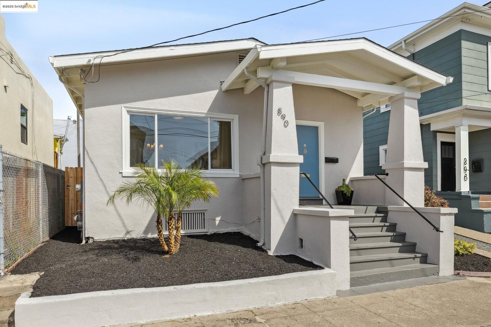 Property Photo: 890 Arlington Ave CA 94608