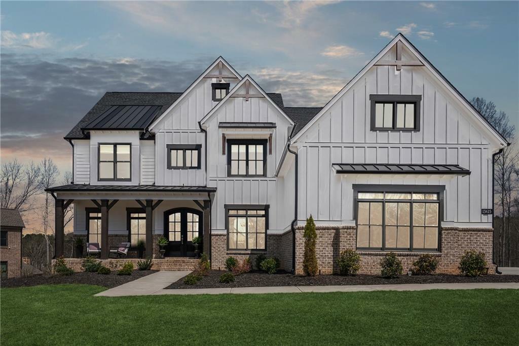 Property Photo: 13415 Bishops Court GA 30075