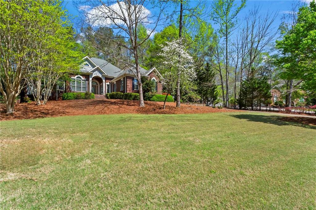 Property Photo: 423 Morgan Falls Chase GA 30114