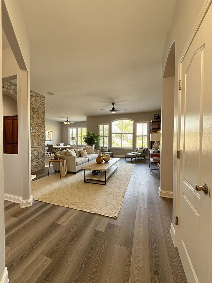 Property Photo:  5739 N Shiraz Avenue  CA 93723