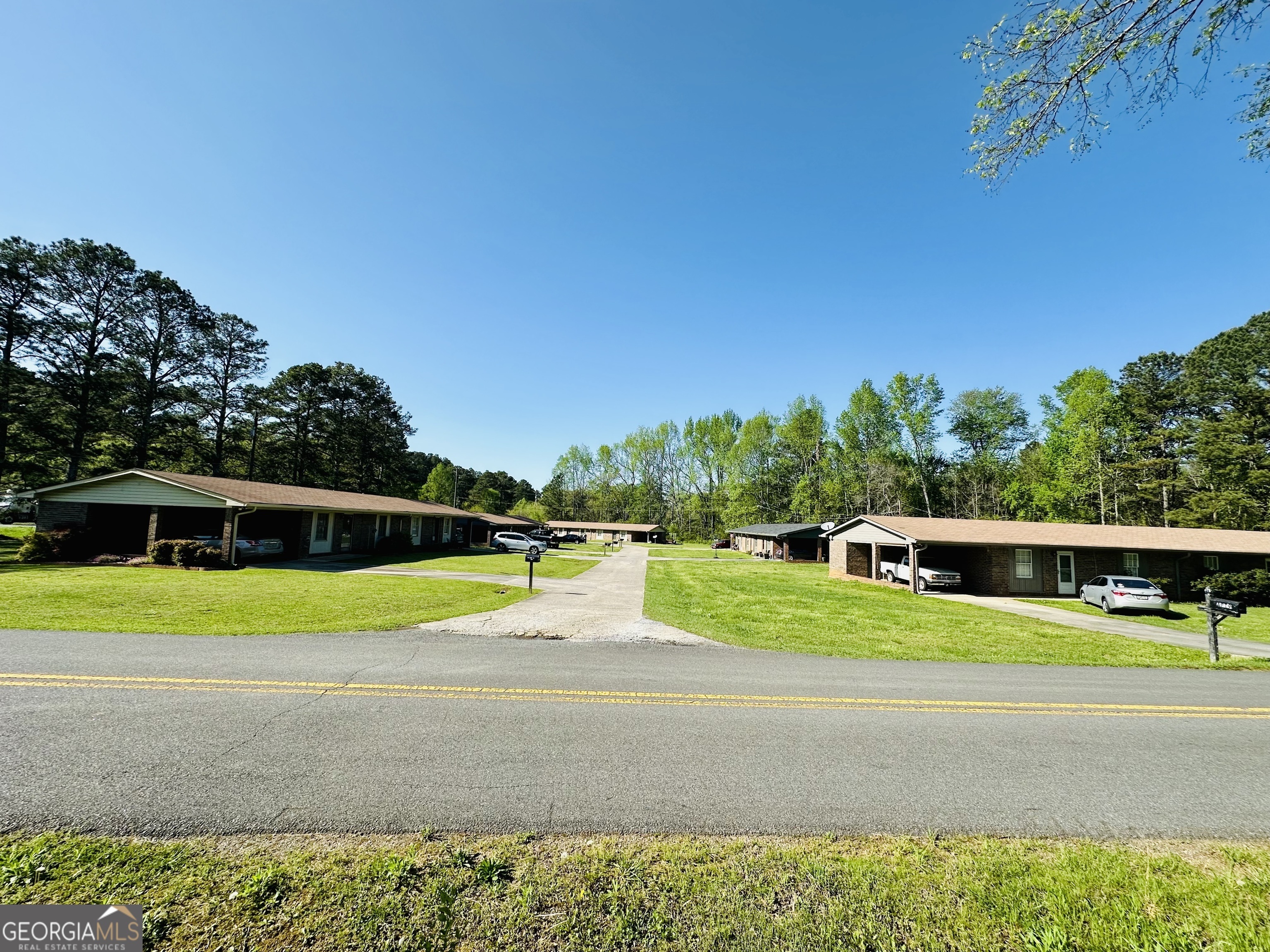 Property Photo: 290 Donahoo Road SE GA 30173