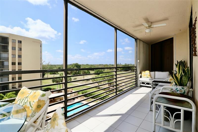 Property Photo: 7200 Radice Ct 502 FL 33319