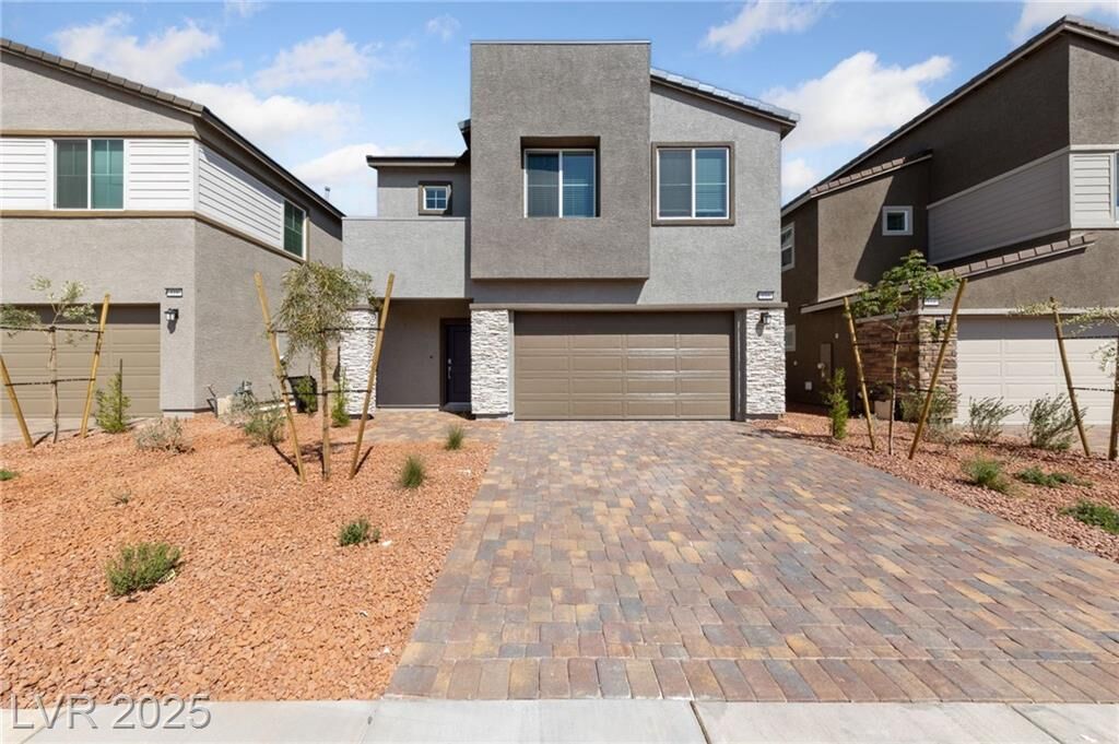 Property Photo: 116 Brielle Beacon Lane NV 89011