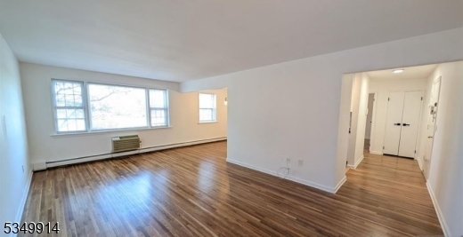 Property Photo: 605 Grove St G5 NJ 07013