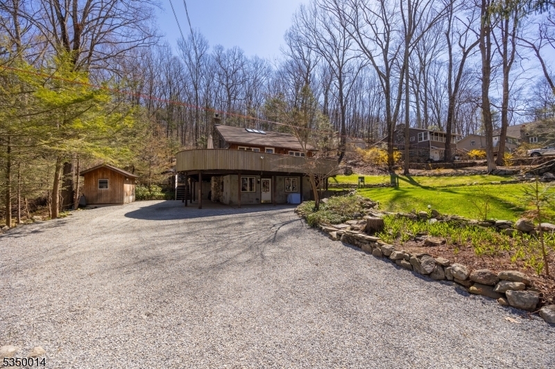 Property Photo: 20 Glenwood Ln NJ 07461