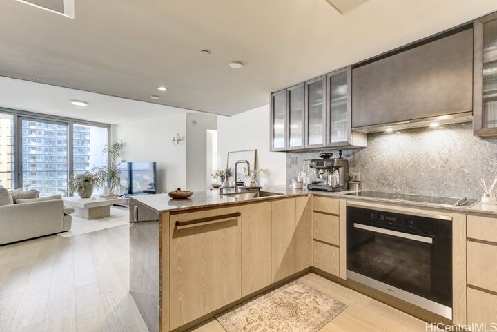 1000 Auahi Street 2607  Honolulu HI 96814 photo