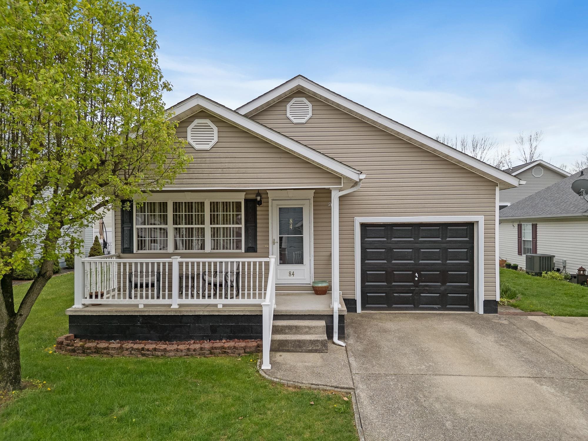 Property Photo: 84 Palm Drive WV 25705