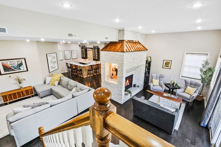 Property Photo: 2312 Drenthe Laan Lane IA 50219