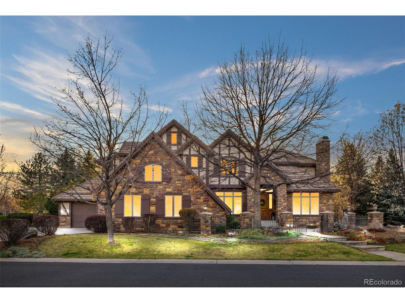 Property Photo: 35 Brookhaven Ln CO 80123