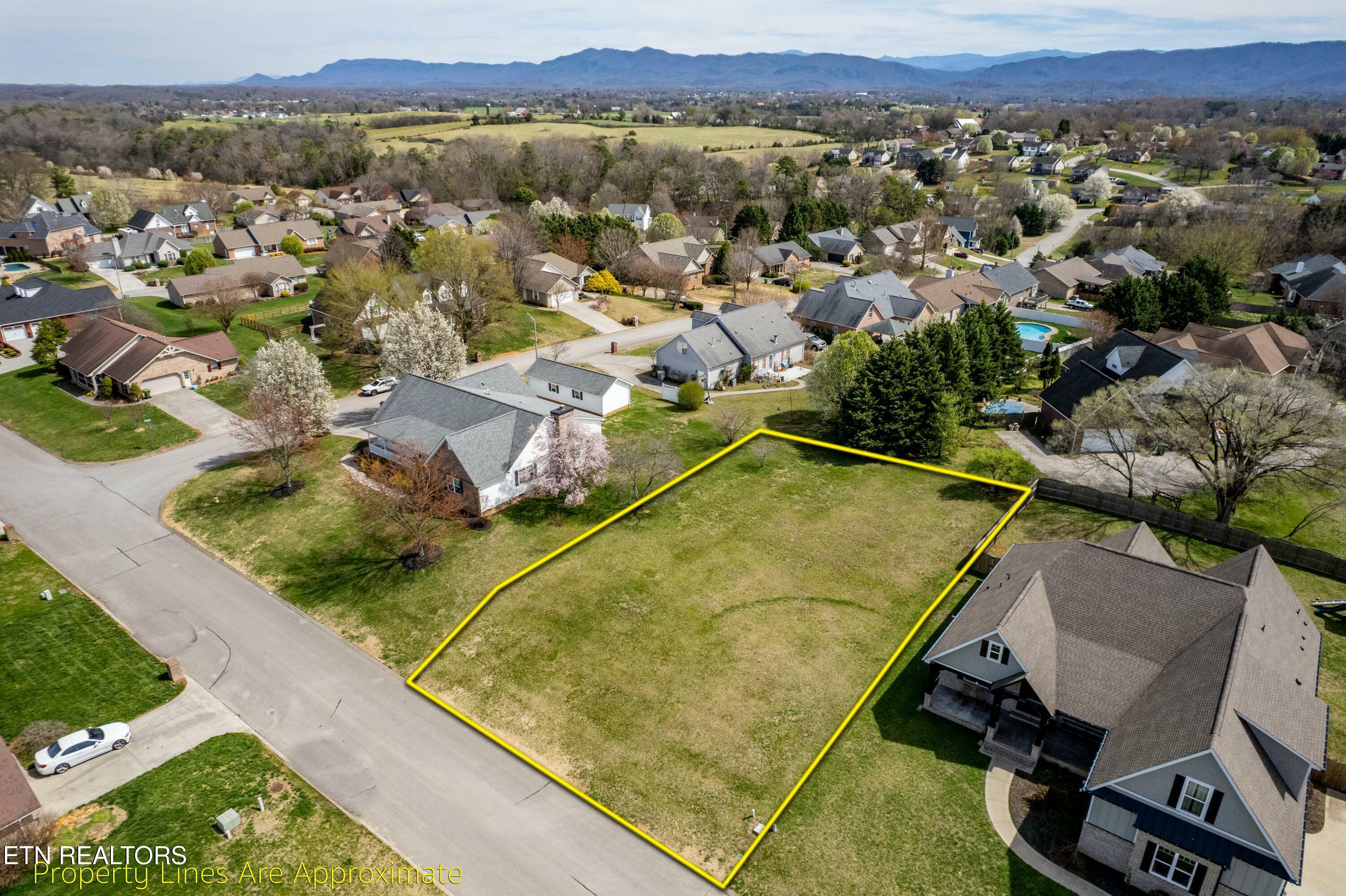 Property Photo: 1430 Crestridge Drive TN 37804