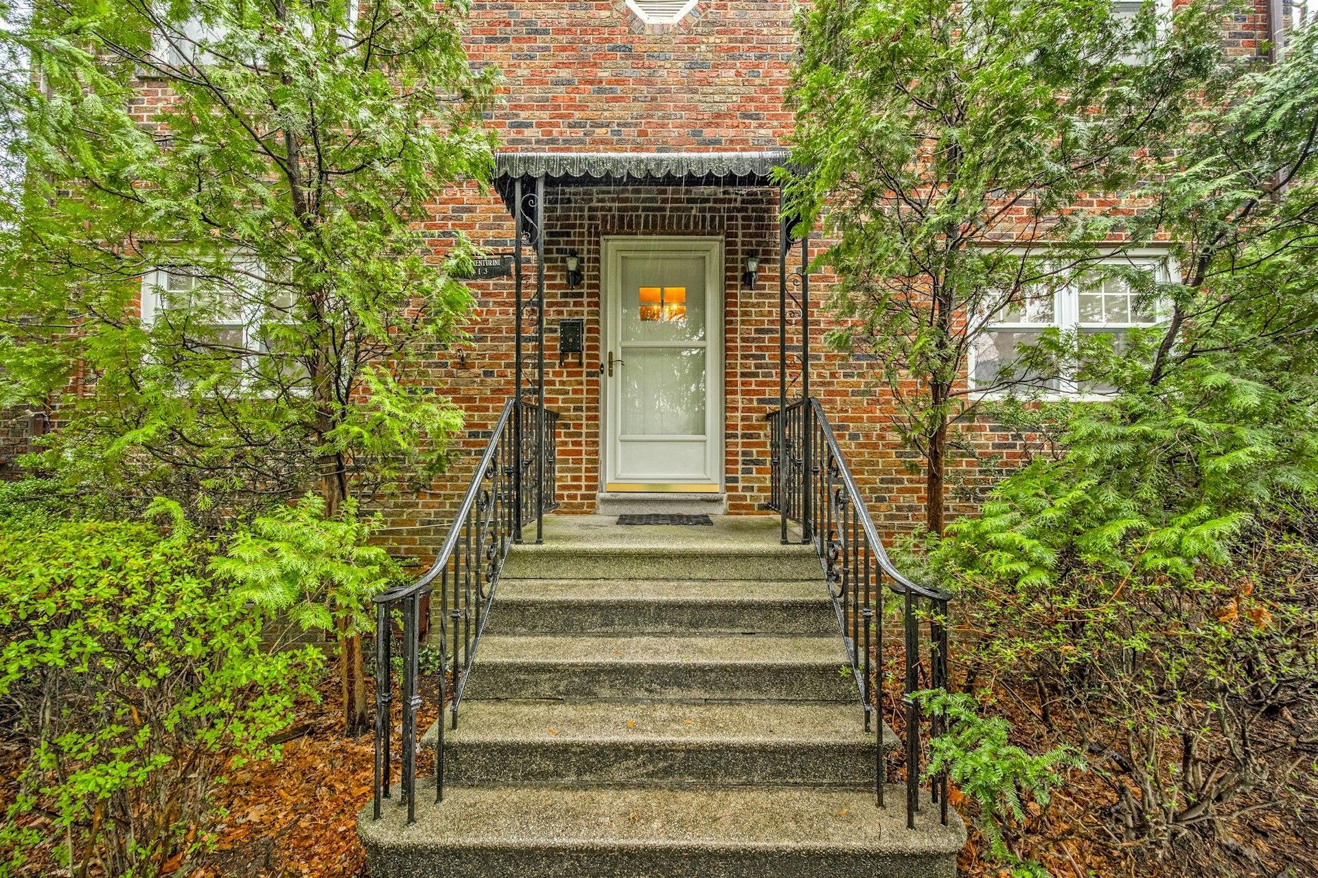 Property Photo:  413 Stellar Avenue  NY 10803 