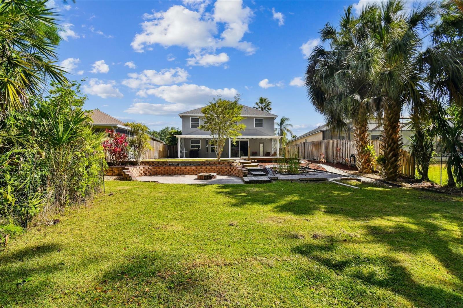 Property Photo: 12525 Sparkleberry Road FL 33626