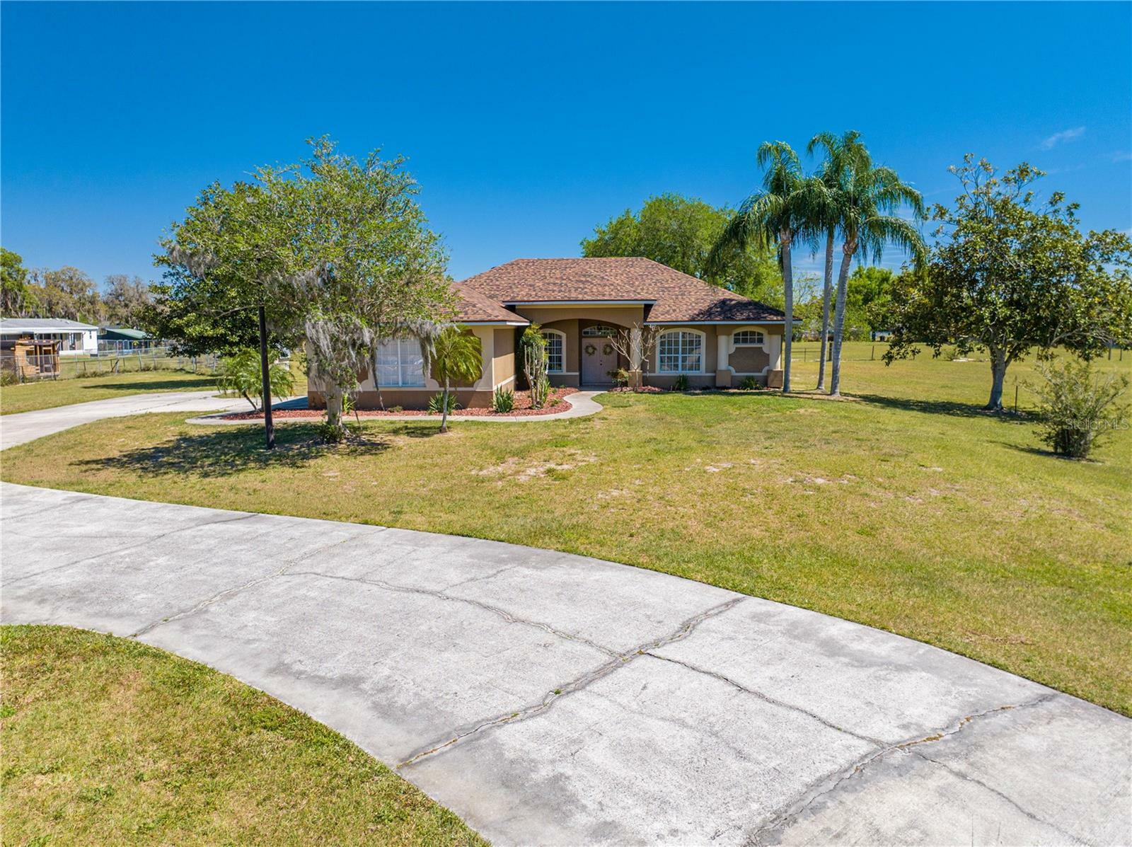 Property Photo: 1941 Mathis Rd FL 34771