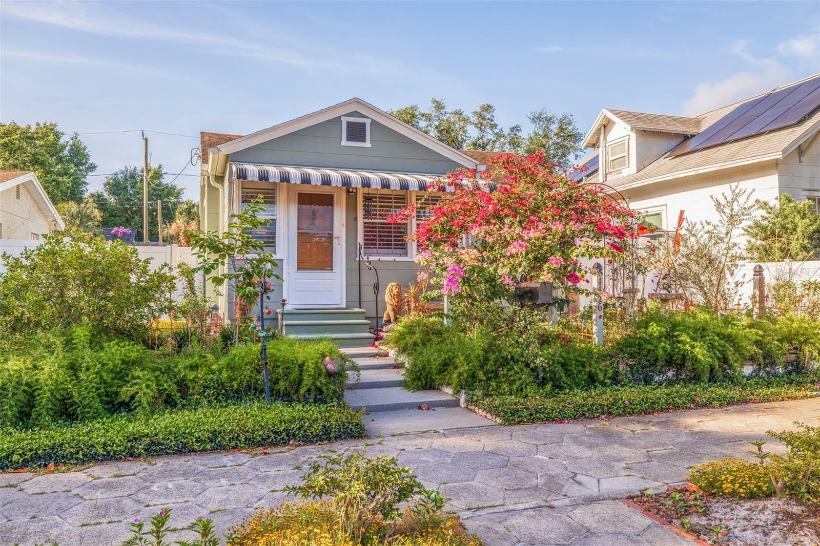 Property Photo: 4426 3rd Avenue N FL 33713