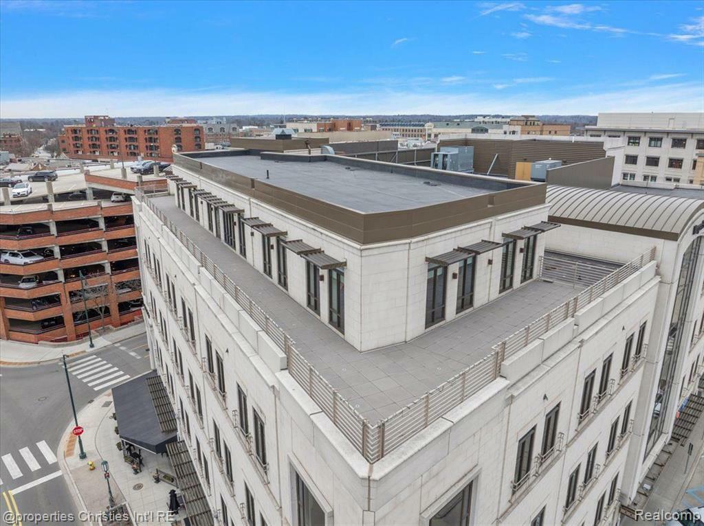 Property Photo: 34901 Woodward Avenue 500 MI 48009 0923
