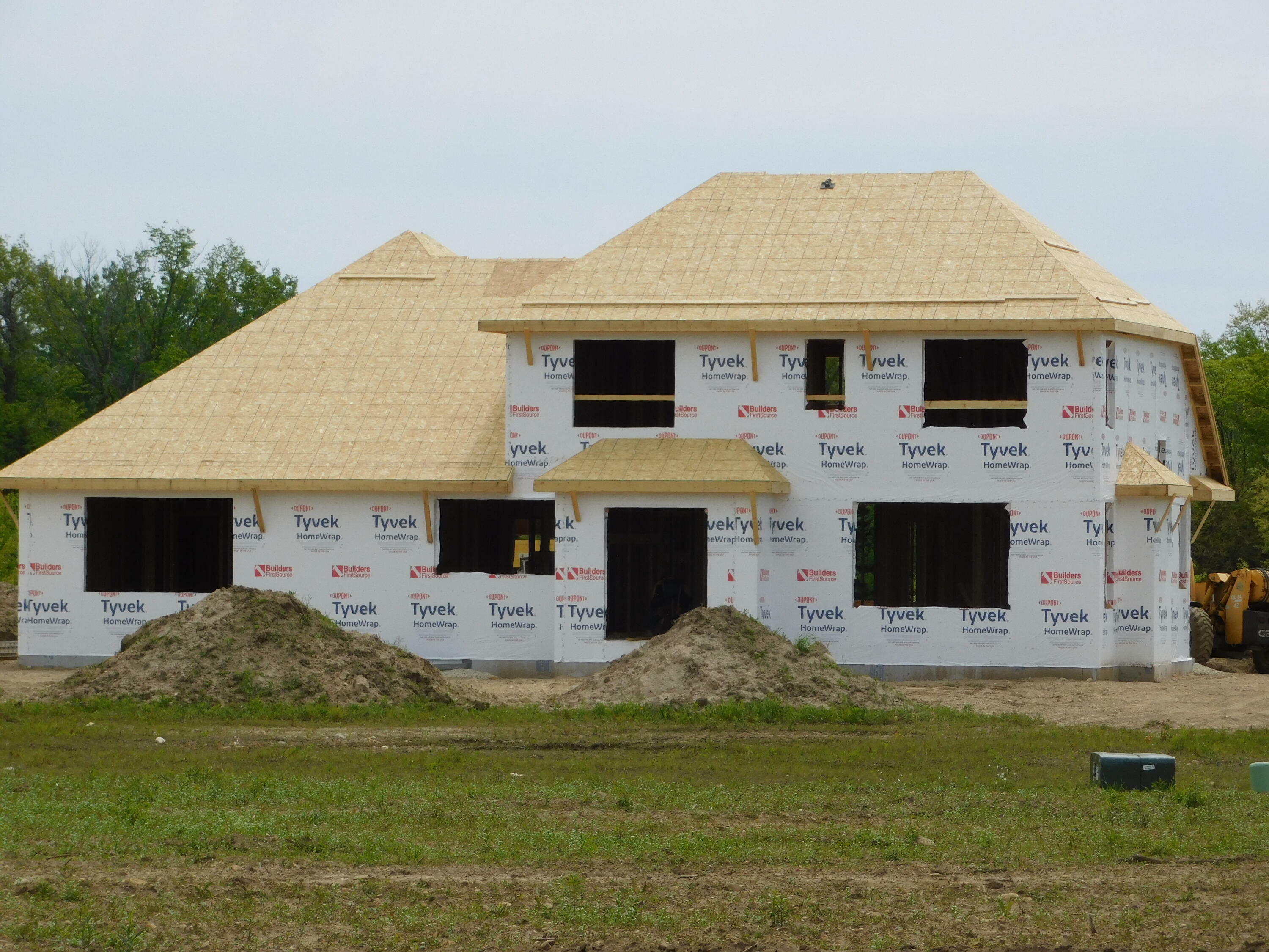 Property Photo: 257 Candleberry Ln WI 53024