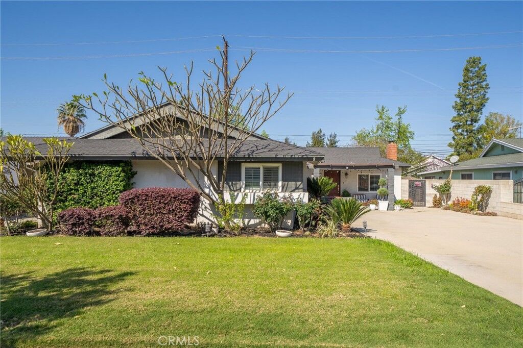 Property Photo:  12238 Warbler Avenue  CA 92313 