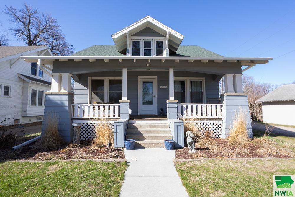 215 4th St NW  Lemars IA 51031 photo
