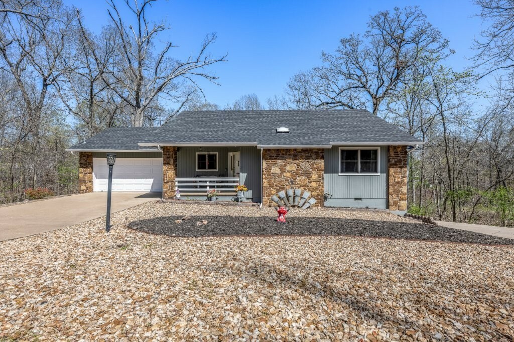 Property Photo: 50 Ruthwell Drive AR 72715