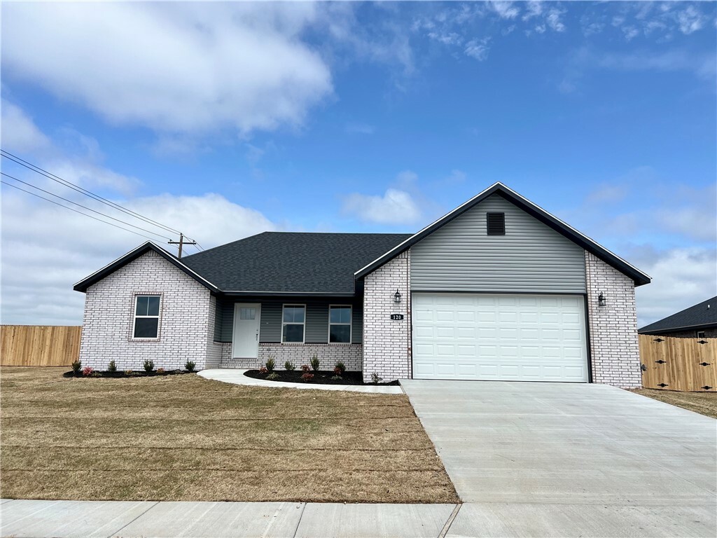 Property Photo: 120 Tonya Loop AR 72740